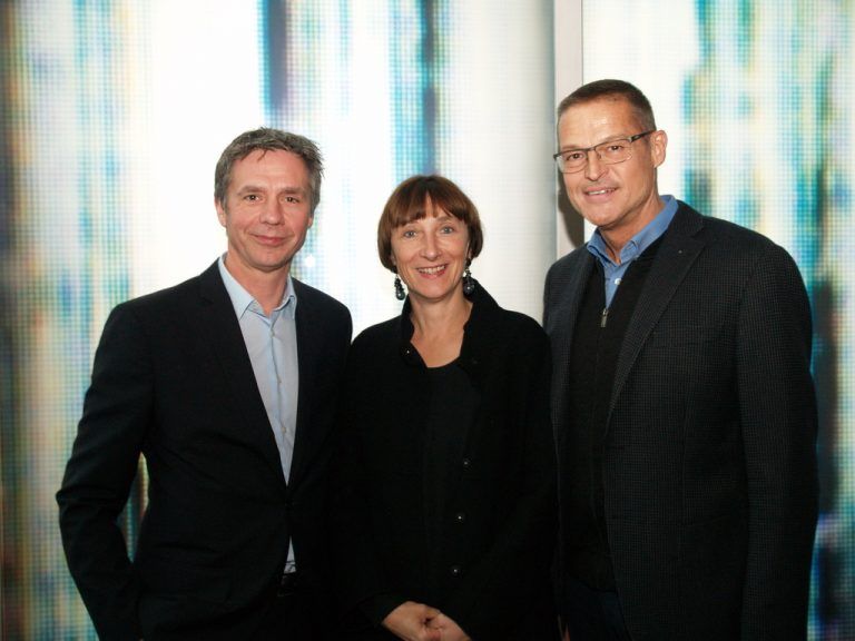 Mantel des Schweigens lüften