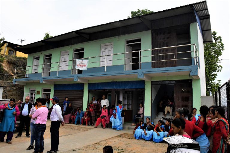 Theo Fritsche zeichnet in Nepal für vielen Schul- und Hilfsprojekte verantwortlich. Heuer soll Emils Hospital (Bild) um eine neue Geburtenstation erweitert werden. Fritsche