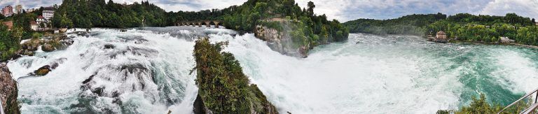 1,3 Millionen Menschen aus aller Welt lassen sich dieses Spektakel jedes Jahr nicht entgehen: Der Rheinfall – größter Wasserfall Europas – weckt nun auch Begehrlichkeiten der Stromproduzenten. Foto: Hansueli Krapf