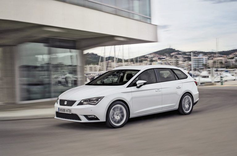 2012 erneuert, heuer erweitert: Die Seat-Leon-Baureihe hat nun auch eine Kombi-Karosserievariante. Fotos: werk