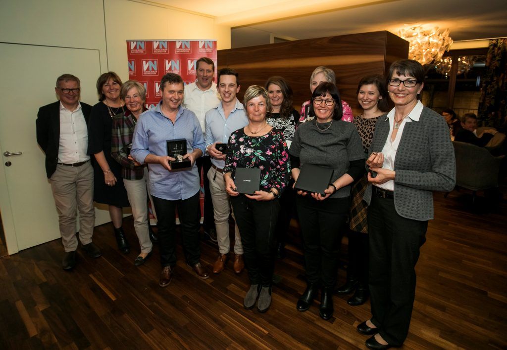 Das sind die glücklichen Gewinner: Strahlende Gesichter bei Juwelen &#038; Uhren-Preisübergabe des VN-Gewinnspiels