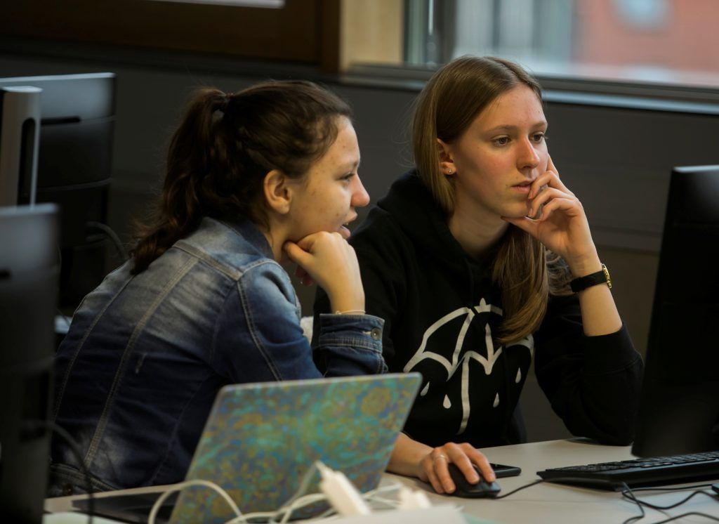 Code Base Camp ist zum zweiten Mal Talenteschmiede für junge Nachwuchsprogrammierer