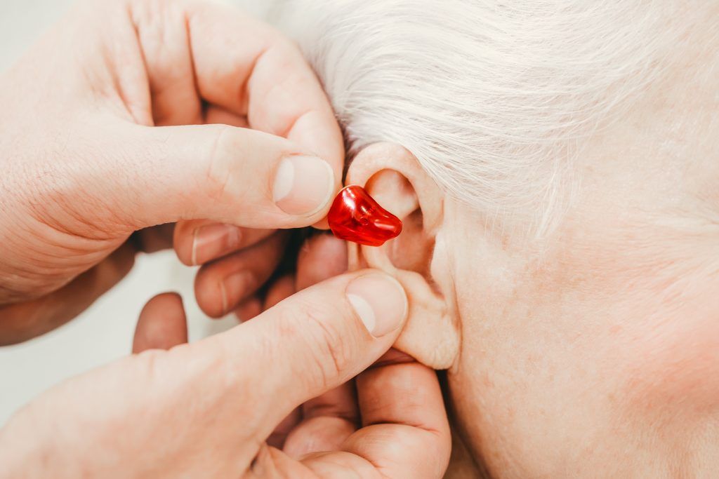 Vorbehalte gegen Hörgeräte weit verbreitet