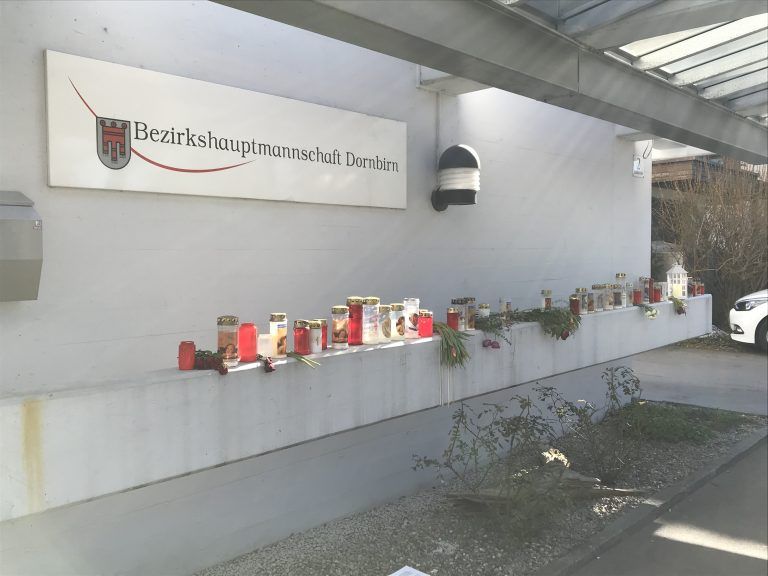 Der Mord am 6. Februar in der BH Dornbirn ist für die Petenten noch nicht aufgearbeitet.VN/Hämmerle