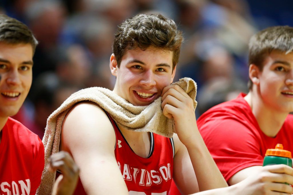 Frühzeitiges Saisonende für Luka Brajkovic im US-College-Basketball