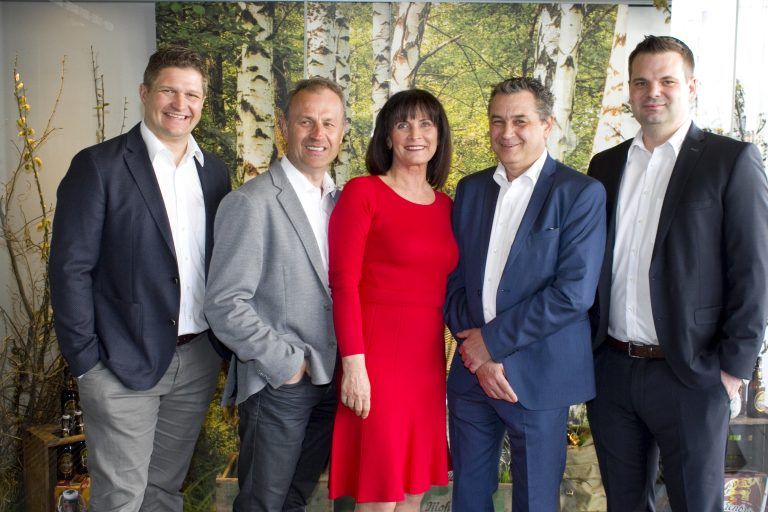 SEW-Gastgeber: Johannes Bastigkeit, Peter Dünser, Karin Kargruber, Thomas Wiederer und Markus Böckle.Franc