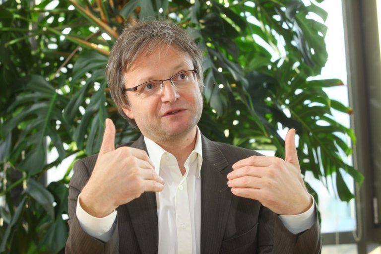 Adi Groß, Energiebeauftragter des Landes, sitzt auch heuer wieder der Jury vor. Foto: VN/Steurer