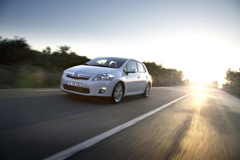 ams-Dauertests gibt es seit 1962 – Neuer Champion ist der Auris Hybrid.