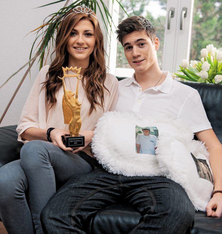 Angelika mit ihrem größten Fan – Freund Felix Schneider (18).