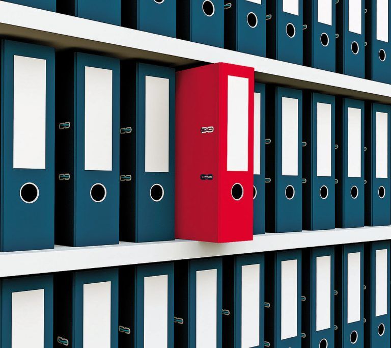 AufbewahrungspflichtAm 31. 12. 2013 endet die sieben- jährige Aufbewahrungspflicht für Bücher, Aufzeichnungen und Belege des Jahres 2006. Davon ausgenommen sind Unterlagen, die in einem anhängigen Berufungsverfahren von Bedeutung sind. Unterlagen, die Grundstücke betreffen, müssen bis zu 22 Jahre aufbewahrt werden.