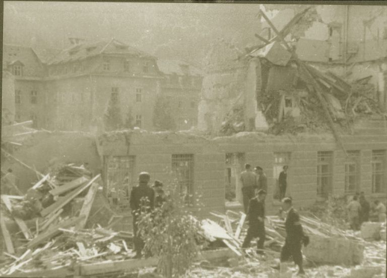 Aus den Trümmern wurden 210 Leichen geborgen. Foto: Stadt Feldkirch