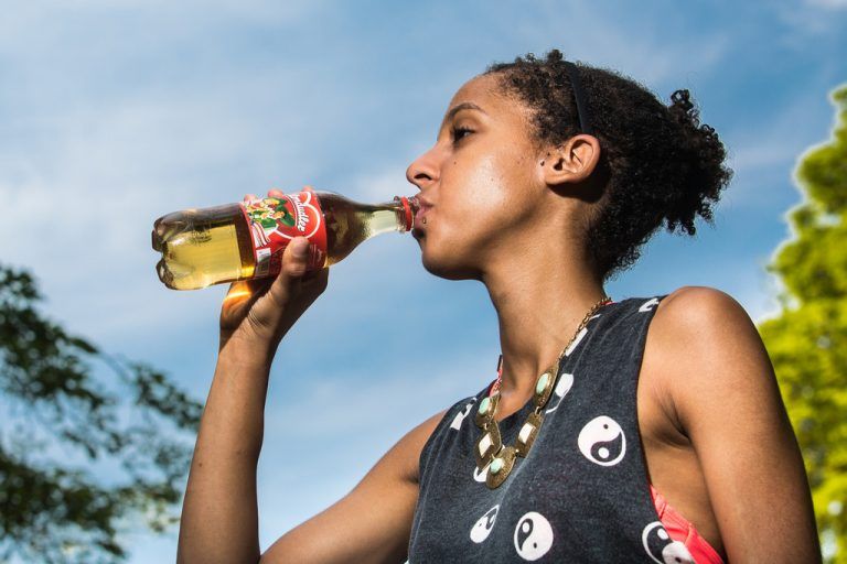 Bis Ende 2013 kommt Almdudler aus der Region, danach nur noch aus dem Burgenland. Foto: VN/Steurer