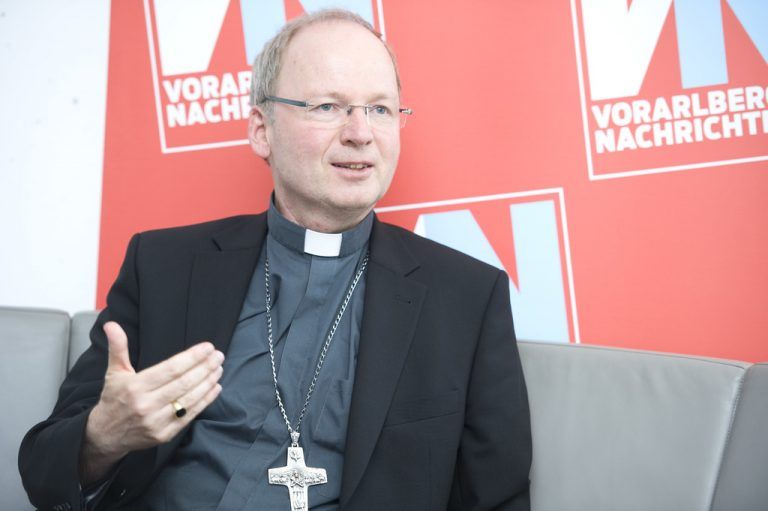 Bischof Benno wird diesen Herbst auch seine Aufgaben in der Bischofskonferenz übernehmen. Foto: VN/Rhomberg