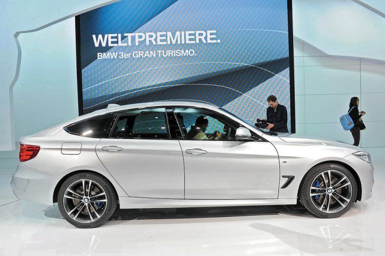 BMW 3er GT: Mehr Länge, mehr Raum. Marktstart ist für den 15. Juni geplant. Die Preise beginnen bei 38.450 Euro.