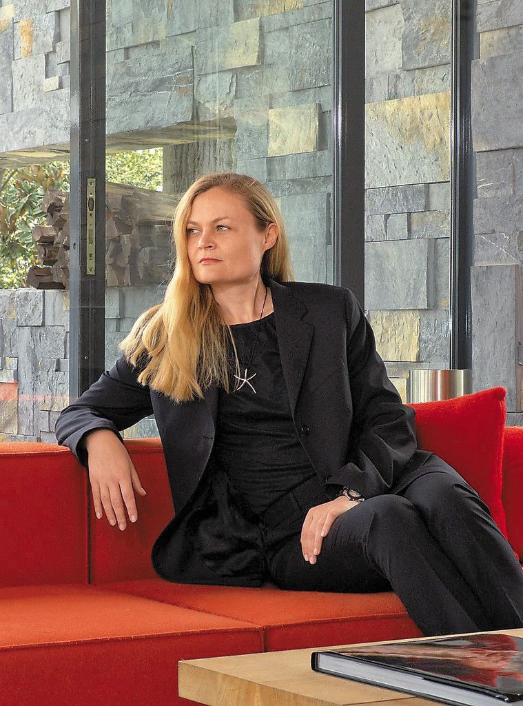 Brigitte Weber,ArchitektinDie Vorarlberger Architektin Brigitte Weber lebt und arbeitet in Istanbul und zählt zu den gefragtesten Architektinnen in der Bosporus-Metropole. Neben den Trump Towers hat die in Sulz geborene Weber etliche weitere aufsehenerregende Projekte realisiert und in Planung. Über einen Auftragsmangel kann sich die Architektin nicht beklagen.