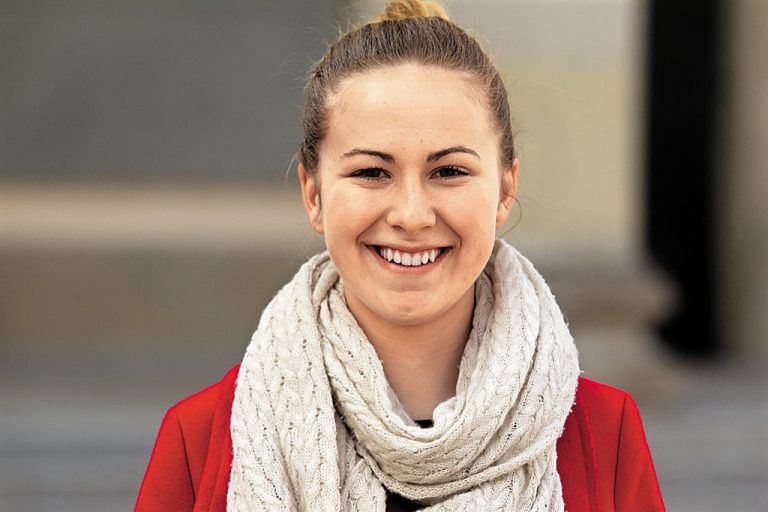 Christina Metzler,16 Jahre, Lauterach.Seinen Rücktritt fand ich sehr mutig. Ich denke aber, dass er für uns Jugendliche zu konservativ war. Ich hätte mir gewünscht, dass er auch die Interessen von jungen Menschen vertritt.