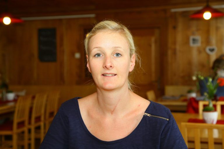 Christine Studer,Service.Mir ist sehr wichtig, dass jeder Gast zufrieden ist und dass er sich bei uns in der Sonne richtig wohlfühlt. Wir fühlen uns auch wohl.