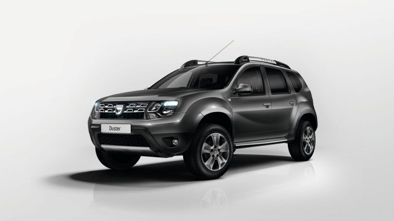Dacia fährt in Frankfurt mit dem neuen Duster vor.