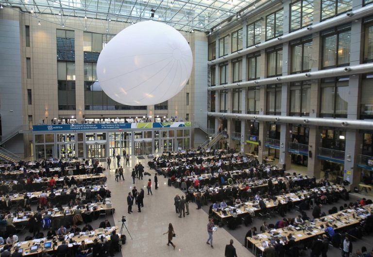 Das Gebäude der Europäischen Kommission. Hier treffen die Teilnehmer der VN-Wirtschaftsreise mit Vertretern der EU zusammen. Foto: Reuters