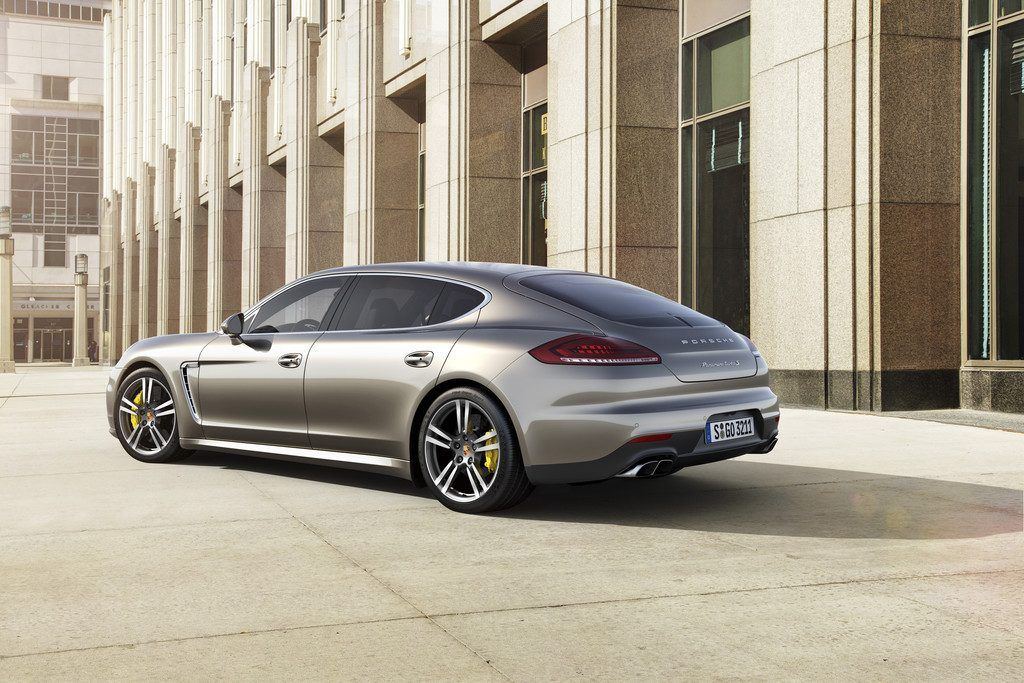Panamera: Lang und kräftig