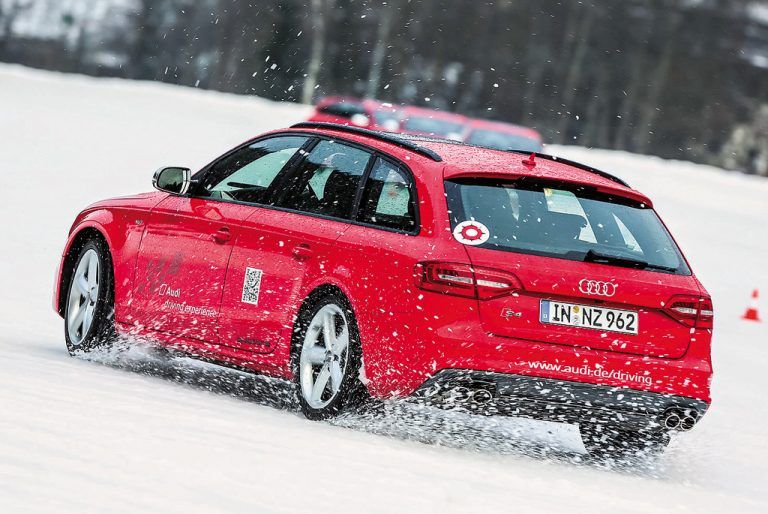 Das Werkzeug: ein Audi S4 Avant mit Spikereifen.