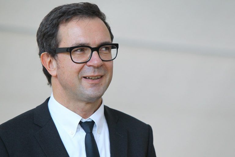 Dass Intersky die Linie Friedrichshafen-–Wien wieder ins Programm nimmt, ist zu begrüßen. Ich fliege gerne mit Peoples, da gibt es nichts auszusetzen. Aber vor allem die zeitliche Komponente ist für mich wichtig und da bietet Intersky jetzt eine neue Option. Bernhard Ölz, Unternehmer