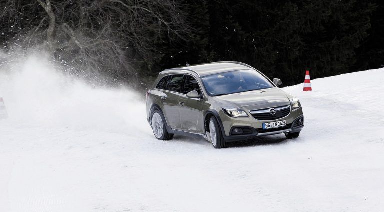 Der Country Tourer wurde mit dem Insignia Facelift neu in Opels Allrad-Palette eingeführt.