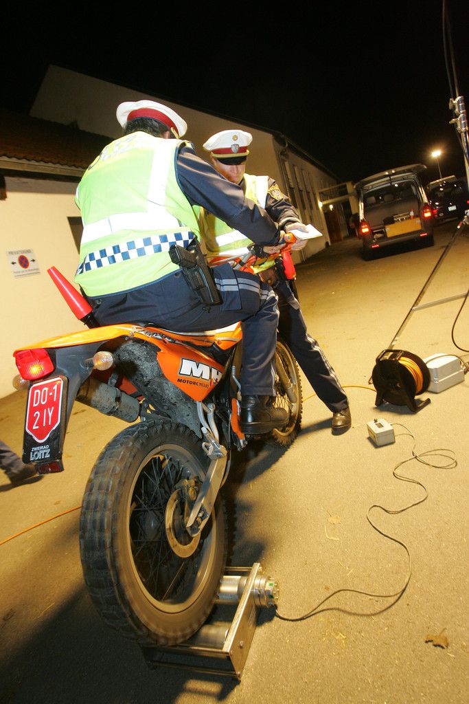 Wer Frisiert Riskiert Sein Leben Vorarlberger Nachrichten Vn At