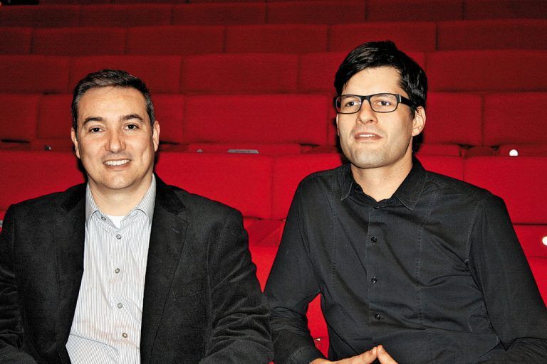 Der Leiter des technischen Vertriebsbüros, Stefan Rippl (l.), und Personalleiter Christian Hartmann. Festspiele