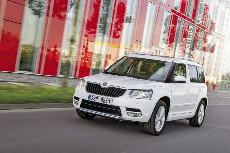 Der neu bearbeitete Skoda Yeti macht in der Stadt kompakte Figur – mit und ohne Allradantrieb. Fotos: werk
