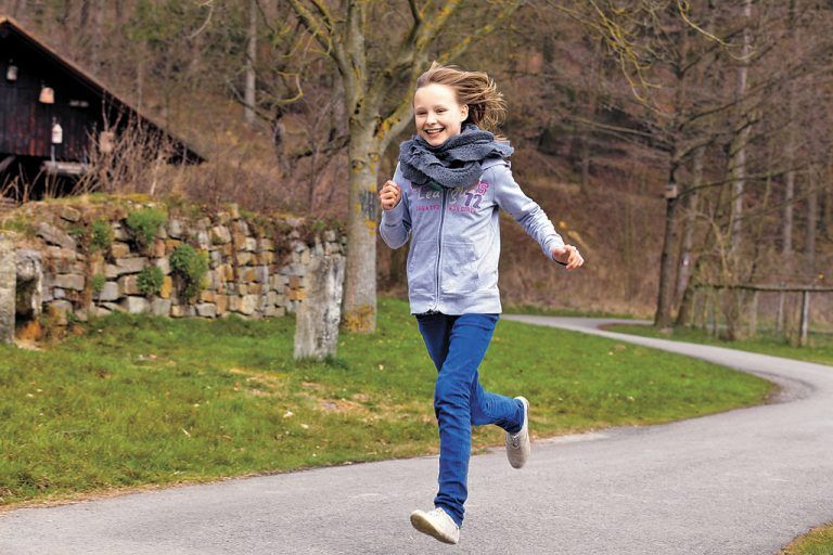 Die Ausdauer der Kinder ging der Studie zufolge jedes Jahrzehnt um fünf Prozent zurück. Die Daten von 25 Millionen Kindern wurden ausgewertet.