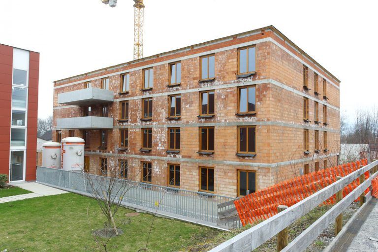 Die hohen Kosten im gemeinnützigen Wohnbau werden laut Bauinnung über kurz oder lang zu einem Problem werden. Foto:VN/Hofmeister