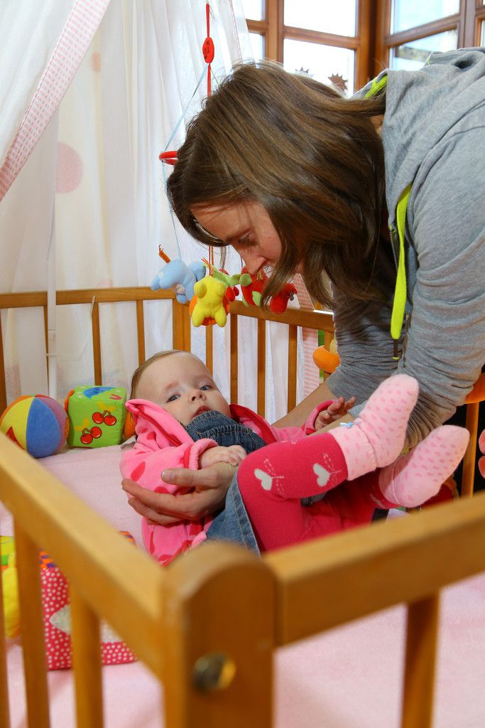 Die kleine Petra macht jetzt mal ein Nickerchen.