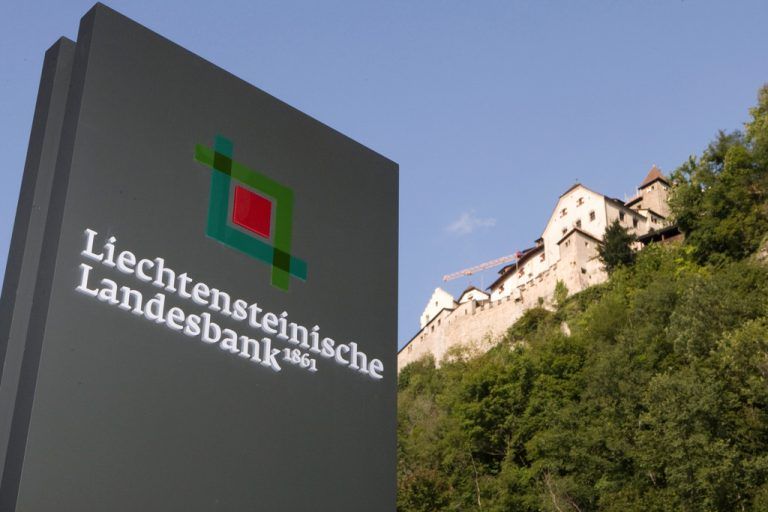 Die Liechtensteinische Landesbank ist ein sicherer Hort in einer unsicheren Bankenlandschaft, sagt Vorstand Robert Löw. Foto: Shourot