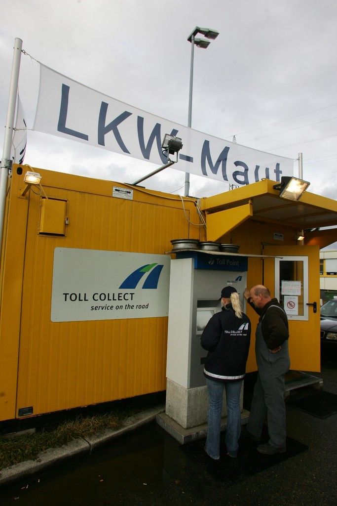 Die Lkw-Maut wurde anfangs skeptisch beobachtet. Foto: VN