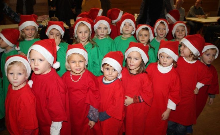 Die Musikschule Leiblachtal lädt heute zum X-Mas-Konzert ins Lochauer Pfarrheim ein. Auch die Kindergruppe der „Musikalischen Früherziehung“ hat wieder einen Auftritt. foto: veranstalter