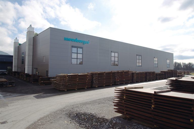 Die neue Halle in Wolfurt ist seit Ende 2013 in Betrieb. Foto: Meusburger