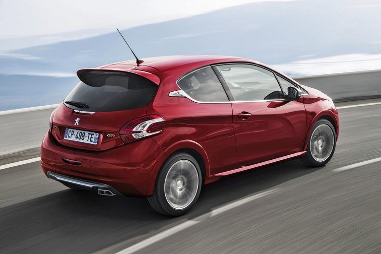 Die Preise des Peugeot 208 beginnen bei 11.350 Euro. Die Top-Version GTi mit 200 PS gibt es für 23.950 Euro.