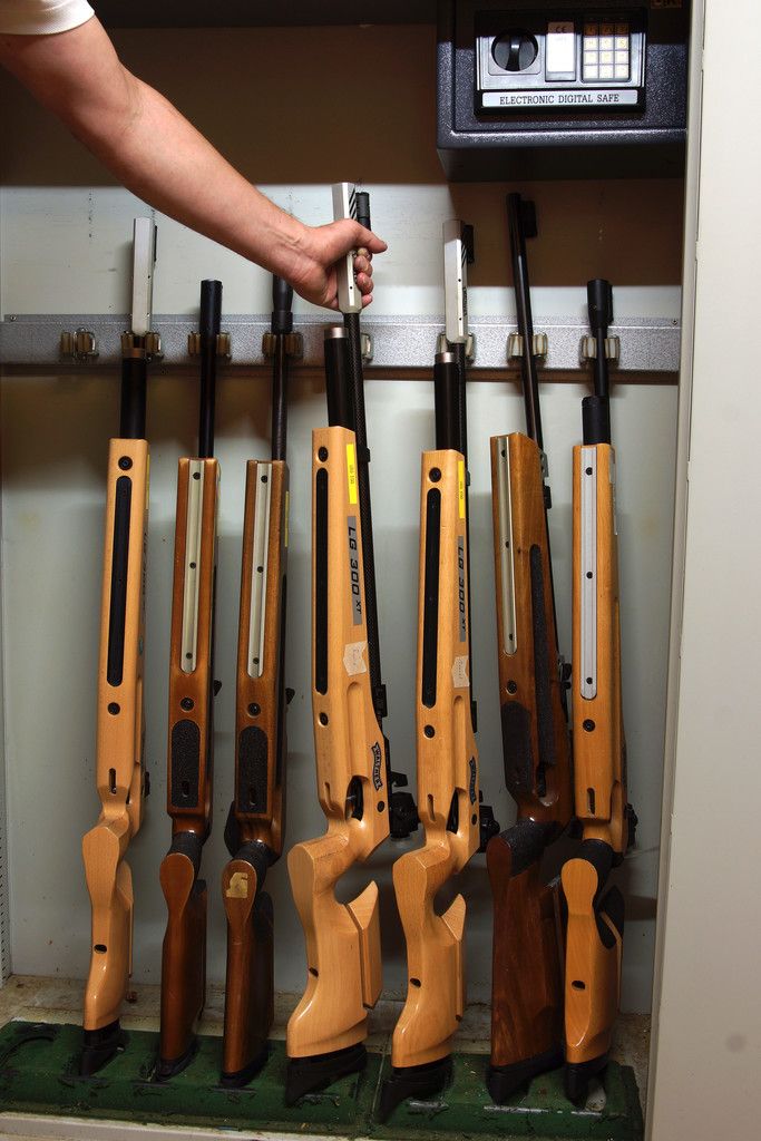 Waffen im Keller: „Keine Gefahr für die Schüler“ - Vorarlberger