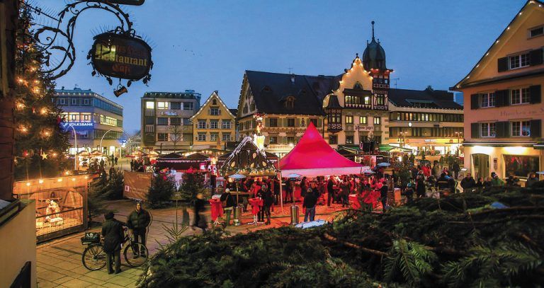 Dornbirn im Zauber der Vorweihnachtszeit. Alle Jahre wieder leuchtet es prachtvoll.