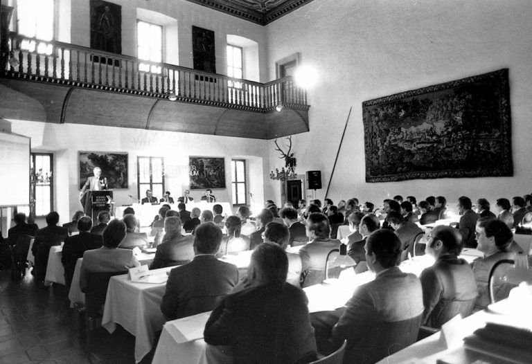Ein Bild vom ersten Wirtschaftsforum im Gräflichen Palast in Hohenems.