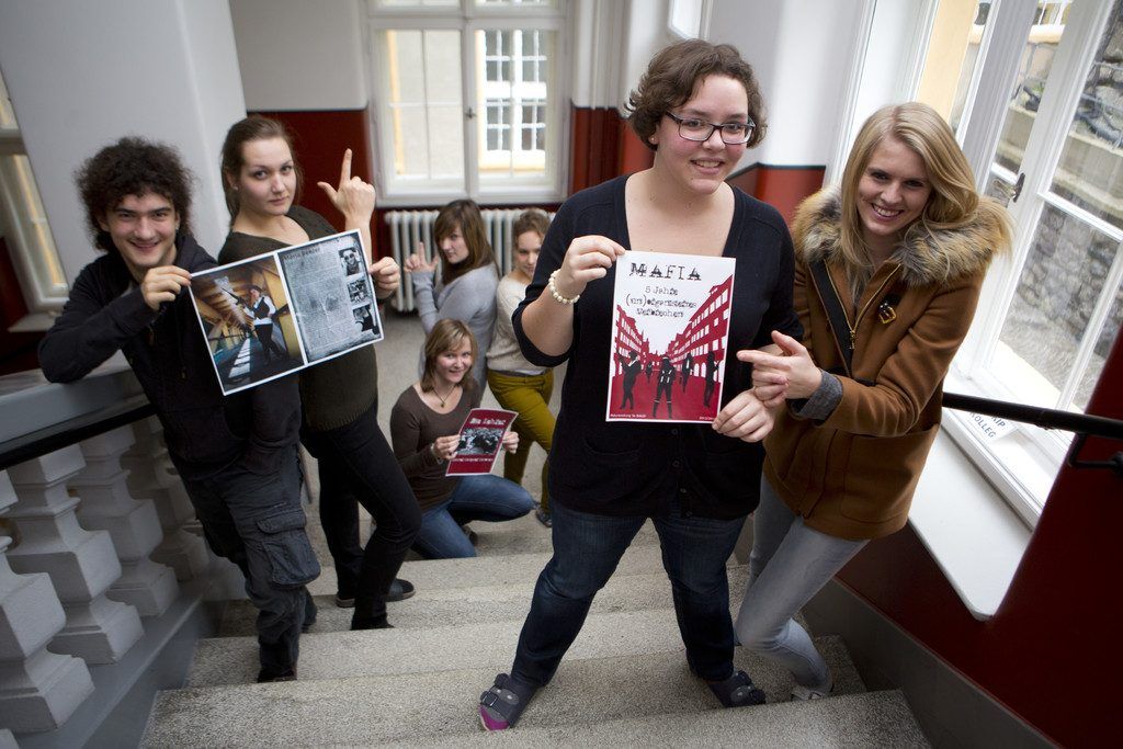Mit einer „mafiösen“ Maturazeitung werden die Schüler bald ihre Fans verzücken.