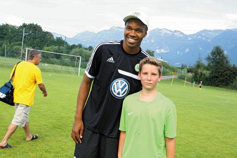 Ein Foto fürs Familienalbum: Naldo stellte sich den Kameras.