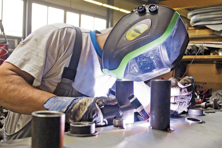 Ein Schweißtechnologe ist nur einer der Beauftragten, die ein Unternehmen braucht. Foto: vn/Steurer