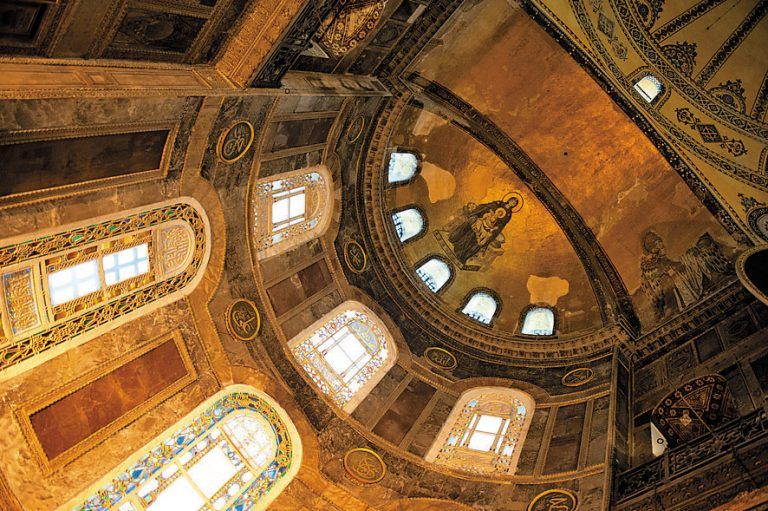 Eine der beliebtesten Sehenswürdigkeiten der Stadt: die beeindruckendeHagia Sophia. Foto: Beate Rhomberg