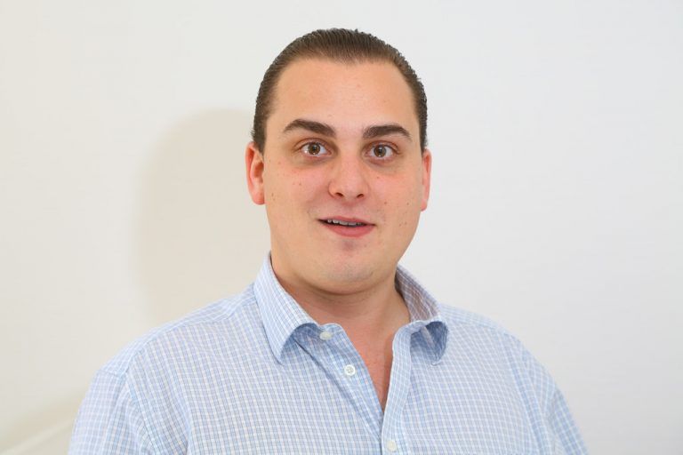 Fabrizio Buhri,Verkauf, Partner.Wir haben den Anspruch, die hochwertigsten Öle herzustellen. Es freut mich dann immer, wenn die Kunden zufrieden sind.