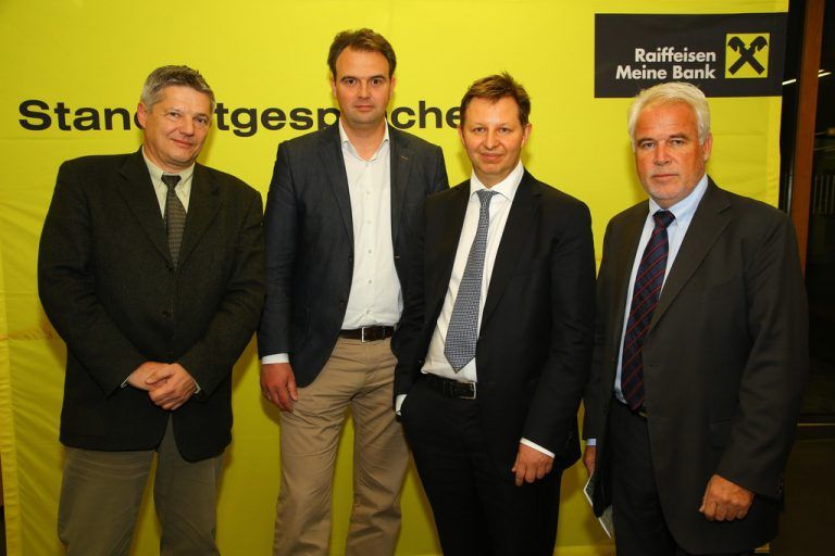 FH-Vizerektor Dr. Oskar Müller, Referenten MMag. Josef R. Lercher und DI Andreas Falch, DI Dr. Gerald Mathis, ISK (v. l.).