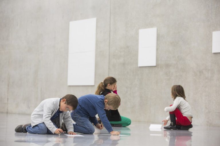 FLORIAN PUMHÖSL, Räumliche Sequenz, Kinderkunst Workshop