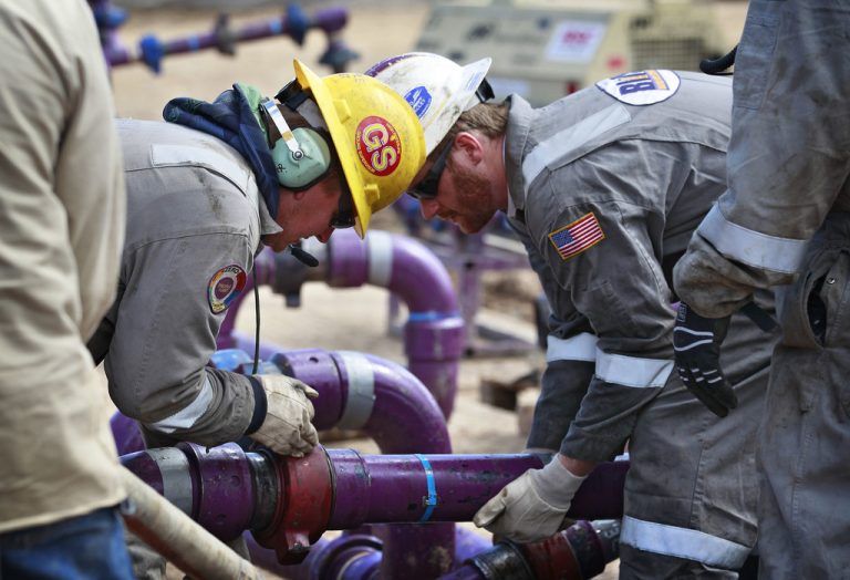 Fracking mit US-Hilfe auch in der Ostschweiz? Die Kantone kippen jetzt erst einmal ein bestehendes Monopol. Foto: AP