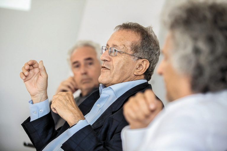 Für die geplante private Universität in Vorarlberg wurde den VN von (v. l.) Dietmar Eberle, Helmut Kramer und Roland Pircher exklusiv das Konzept zu Studienangebot, Lehre und Forschung präsentiert. Fotos: vn/Steurer